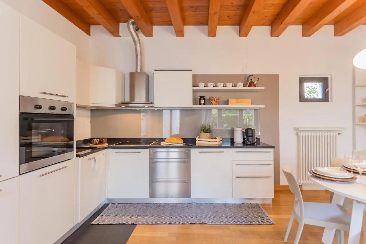 Vico Garden-203 By Rent All Como Appartement
