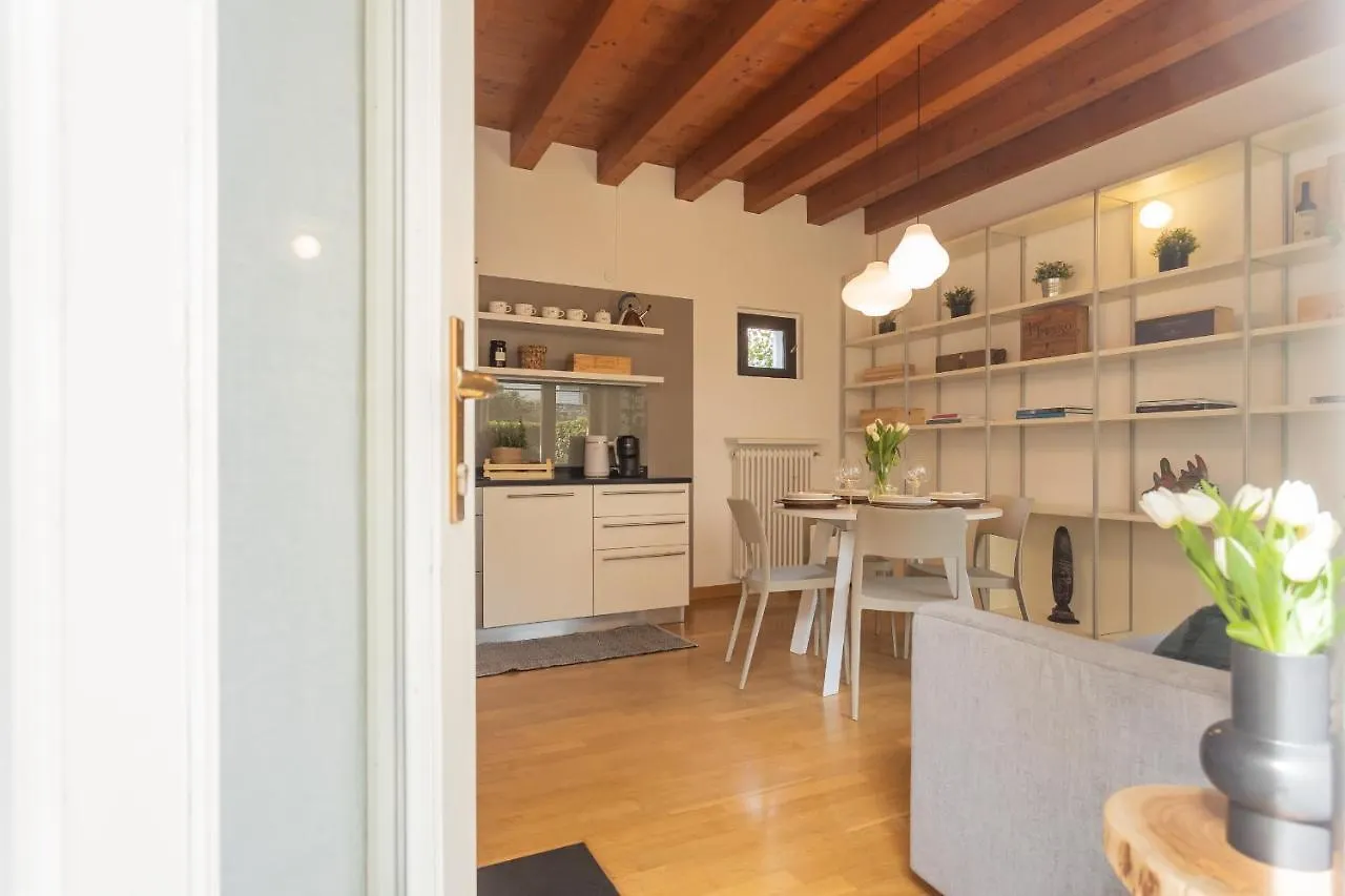 Appartement Vico Garden-203 By Rent All Como