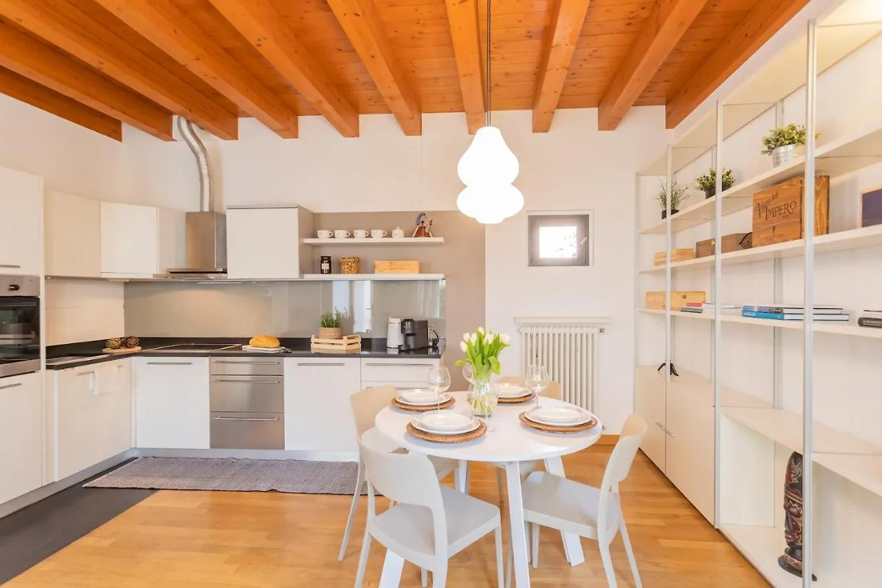 Vico Garden-203 By Rent All Como 0*,