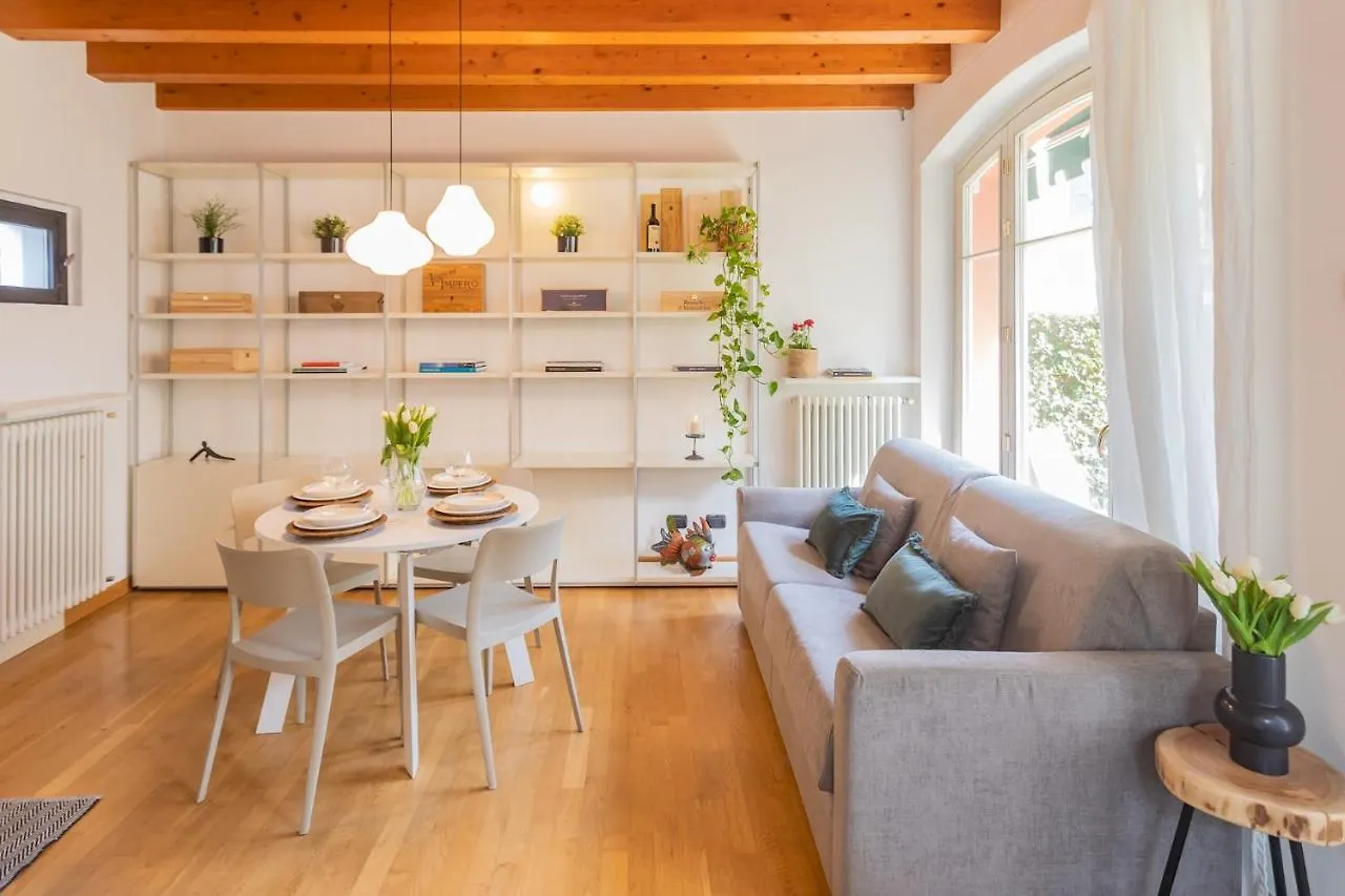 Vico Garden-203 By Rent All Como Appartement