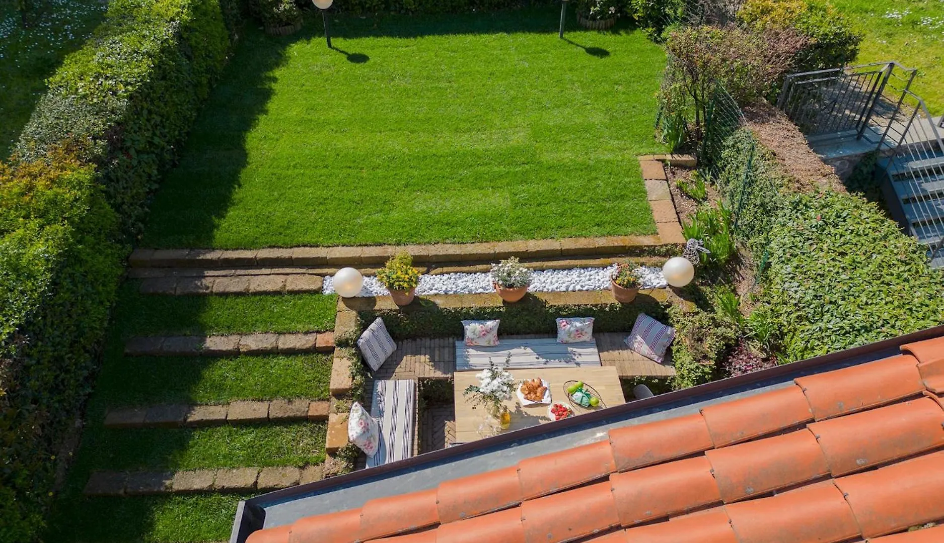 Vico Garden-203 By Rent All Como 0*,
