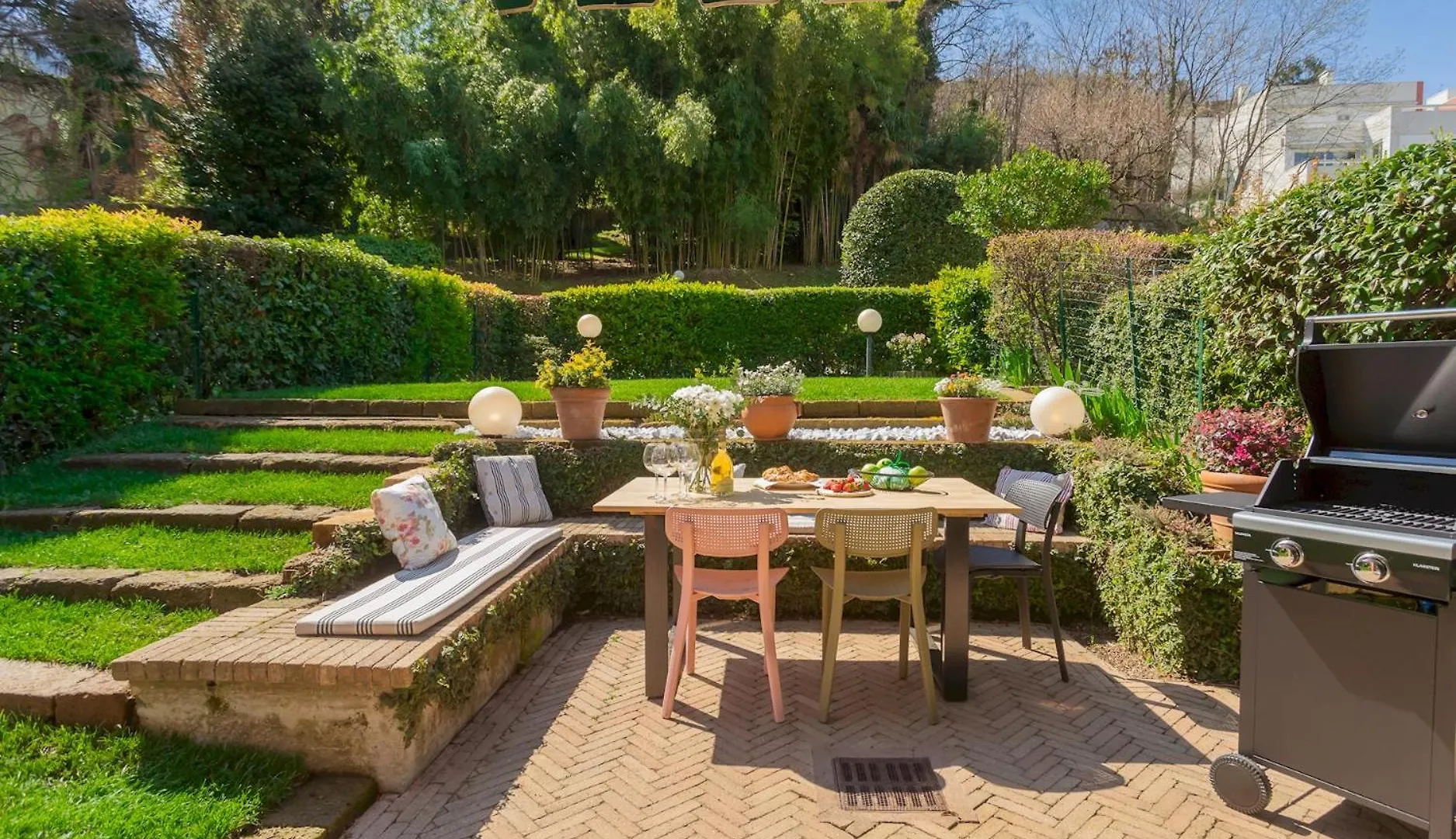 Vico Garden-203 By Rent All Como